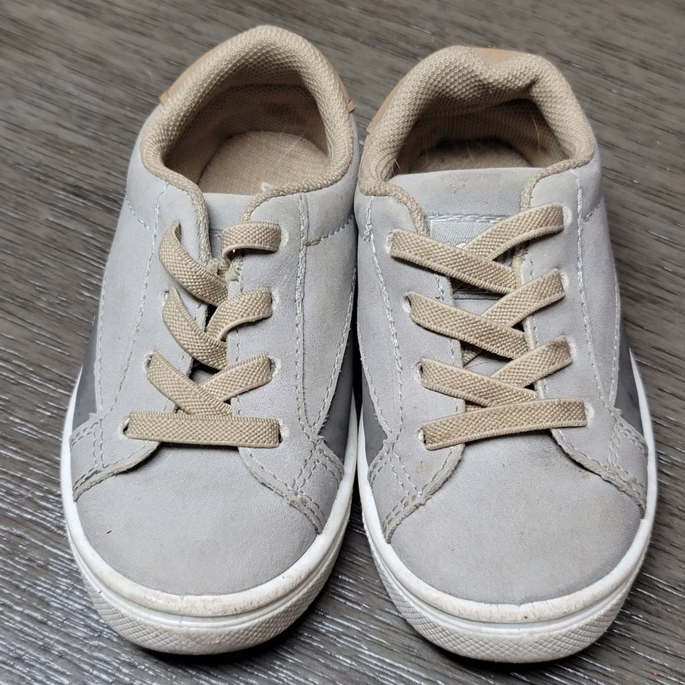 Toddler size 7 shoes